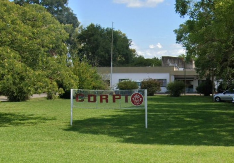 Campaa Un metro cuadrado de cielorraso para Corpi